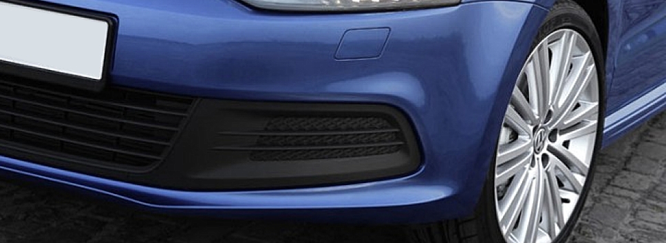 Restoring scrapes, scratches damaged bumpers and bodywork dents onsite Flex Slider Image